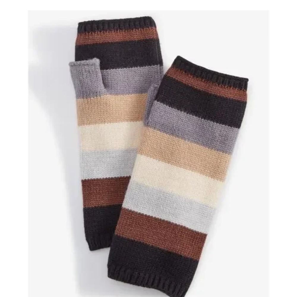 NWT On 34th by Macys Women’s Striped Fingerless‎ Gloves Casual Neutral Colors